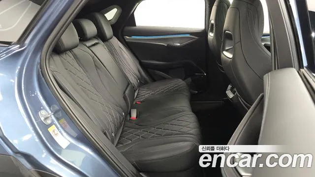 BYD Sealion 7 — Фото автомобиля 10