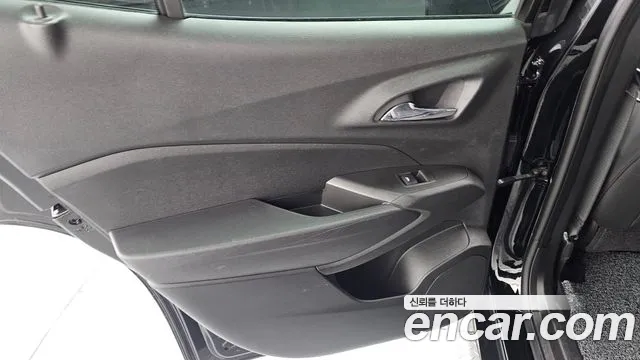 ChevroletGMDaewoo Trax Trax Кроссовер — Фото автомобиля 25