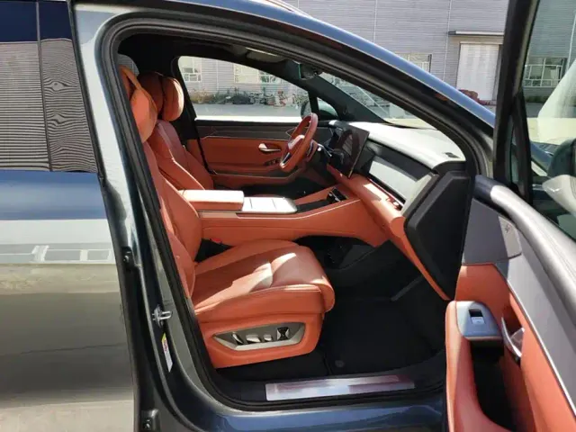 BYD Tang L — Фото автомобиля 8