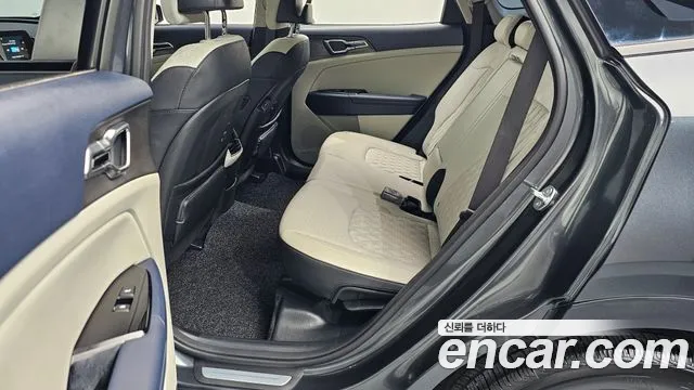 Kia Sportage Sportage 5-е поколение Дизель 2.0 4WD — Фото автомобиля 13