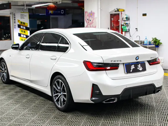 BMW 3 Series — Фото автомобиля 20