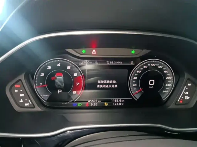 Audi Q3 Sportback — Фото автомобиля 11