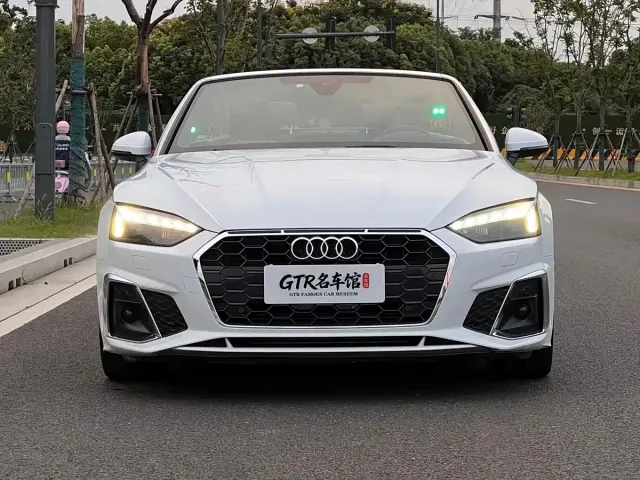 Audi Audi A5 (Import) 2023 Cabriolet 40 TFSI Fashion Dynamic Type — Фото автомобиля 2