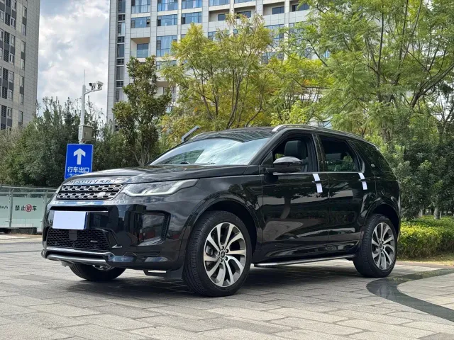 Фотография автомобиля — Land Rover Discovery Sport