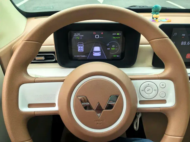Wuling Hongguang Mini EV — Фото автомобиля 7