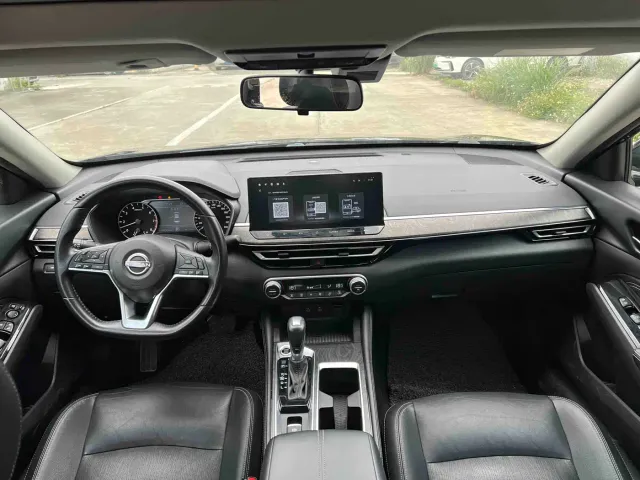 Nissan Teana — Фото автомобиля 9