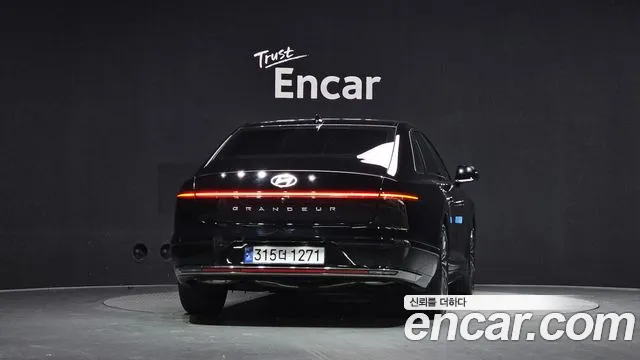 Hyundai Grandeur GN7 — Фото автомобиля 4