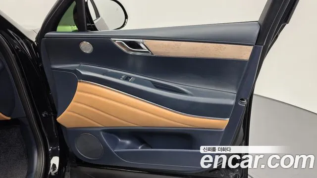 Genesis GV80 — Фото автомобиля 14