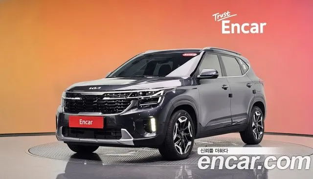 Фотография автомобиля — Kia Seltos New