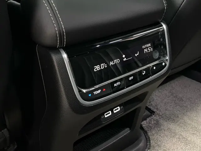 GAC Trumpchi GS8 — Фото автомобиля 27