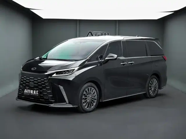 Фотография автомобиля — Lexus LM