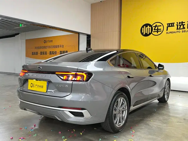 Ford Mondeo — Фото автомобиля 4