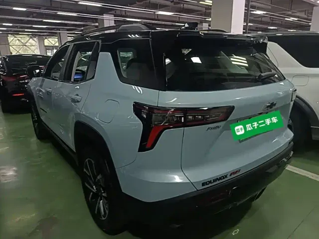 Chevrolet Equinox Plus — Фото автомобиля 4