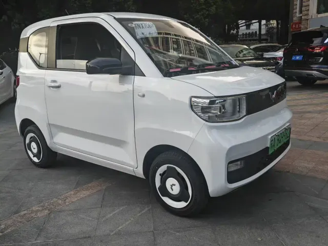 Wuling Hongguang Mini EV — Фото автомобиля 3
