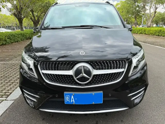 Mercedes-Benz V-Class — Фото автомобиля 2