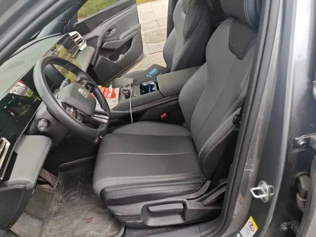 BYD Qin L — Фото автомобиля 7