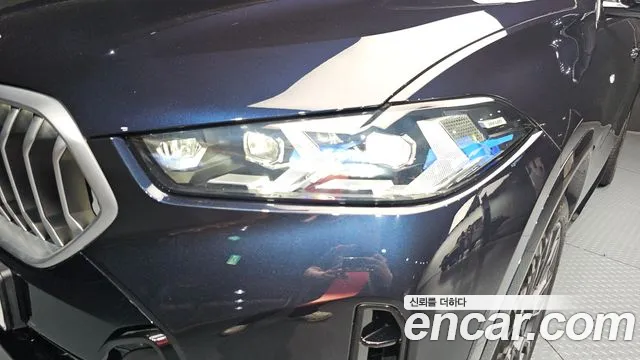 BMW X6 xDrive40i M Sport — Фото автомобиля 17
