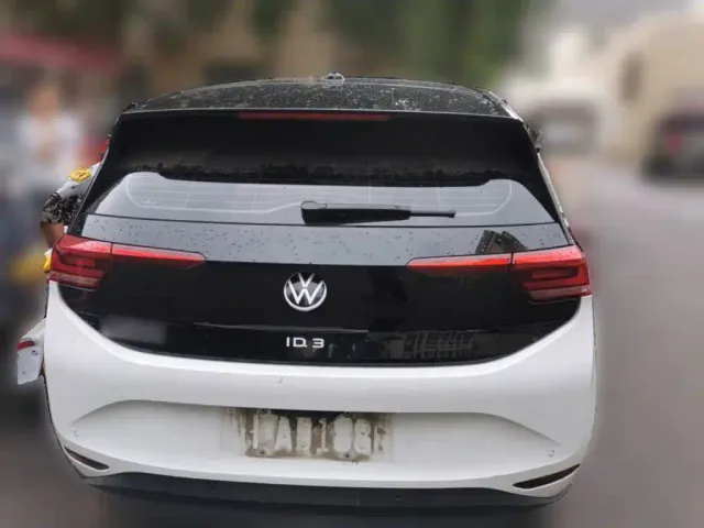 Volkswagen ID.3 — Фото автомобиля 3