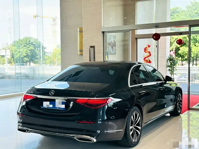 Mercedes-Benz S-Class — Фото автомобиля 9