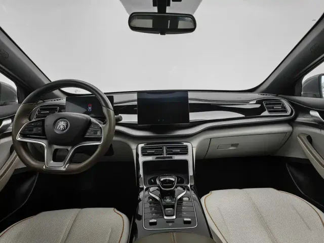 BYD Qin PLUS — Фото автомобиля 5