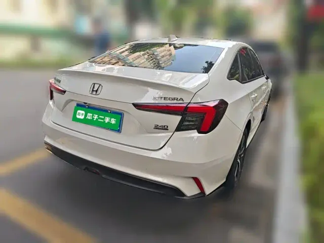 Honda Integra — Фото автомобиля 4