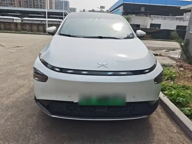 Xpeng G3 — Фото автомобиля 2