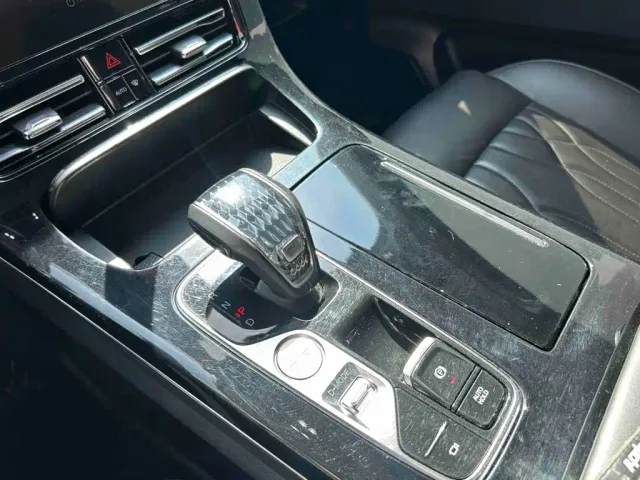 GAC Trumpchi M8 — Фото автомобиля 12