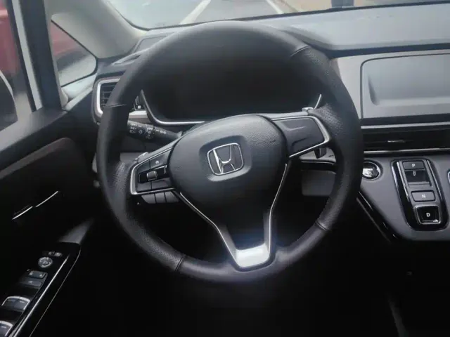 Honda Odyssey — Фото автомобиля 15
