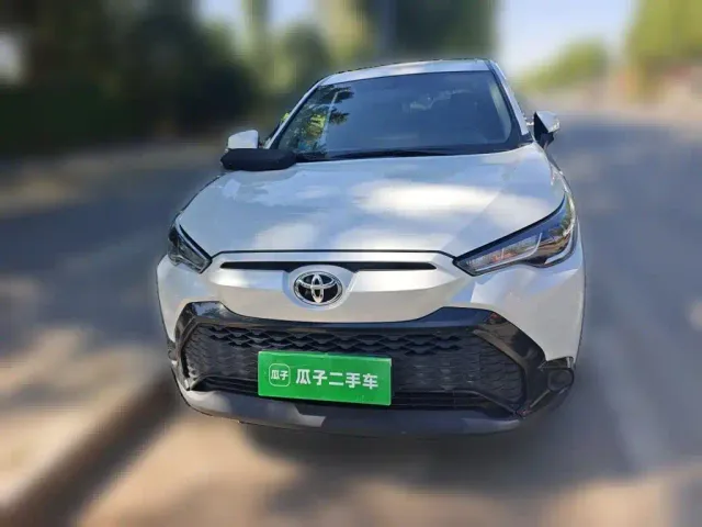 Toyota Frontlander — Фото автомобиля 2