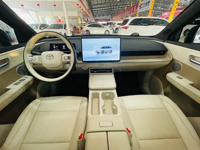 Toyota BoZhi 3X — Фото автомобиля 12