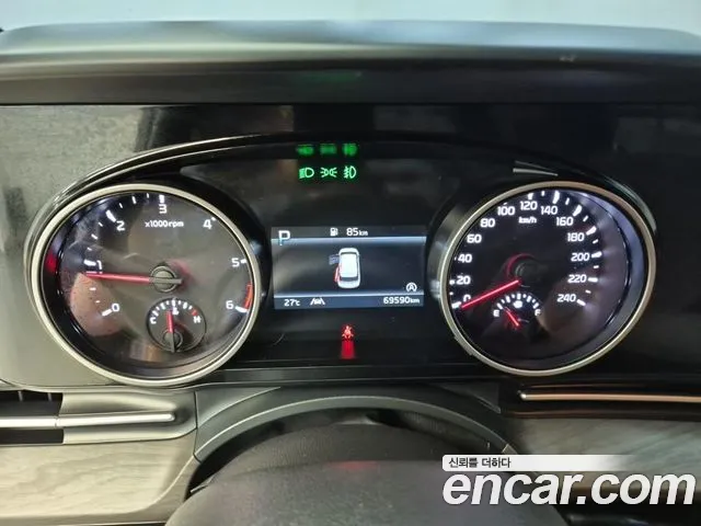 Kia Canival Carnival 4 поколение Дизель 9 мест Prestige — Фото автомобиля 6