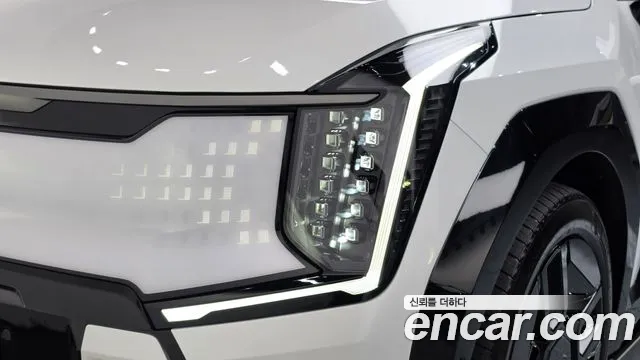Kia EV9 — Фото автомобиля 7