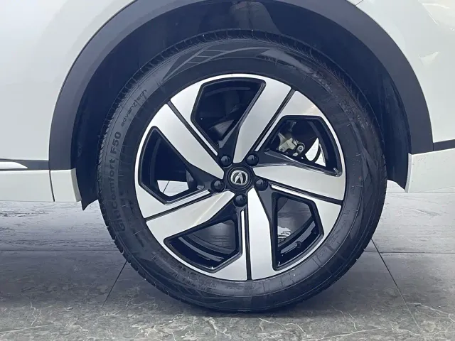 Changan CS55 Plus — Фото автомобиля 8