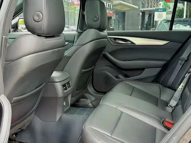 Cadillac Cadillac CT5 2024 28T Luxury Model — Фото автомобиля 6