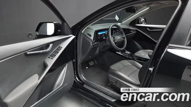 Kia Niro The All New — Фото автомобиля 10