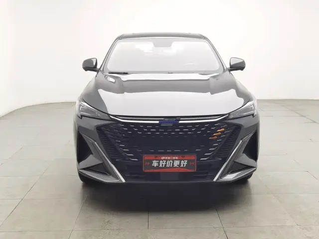 Changan X5 Plus — Фото автомобиля 3