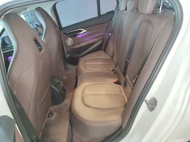 BMW 1 Series — Фото автомобиля 16
