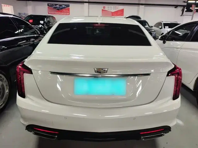 Cadillac CT5 — Фото автомобиля 5