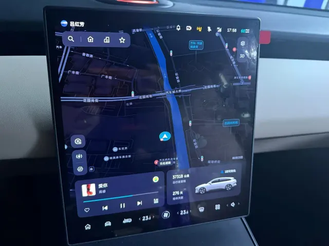 Nio ET5 Touring — Фото автомобиля 2