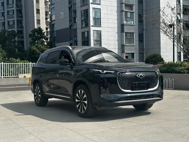 Chery Tiggo 8 PLUS — Фото автомобиля 2