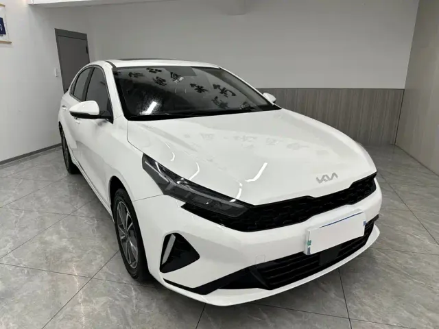 Kia K3 — Фото автомобиля 3