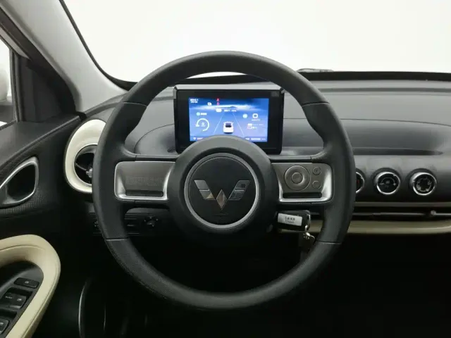 Wuling Bingo — Фото автомобиля 11