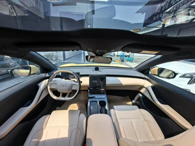 Nio ET5 — Фото автомобиля 12