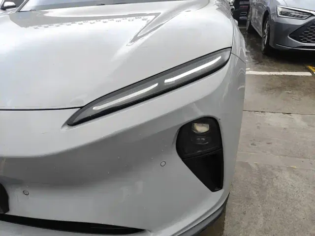 Nio ET5 Touring — Фото автомобиля 23