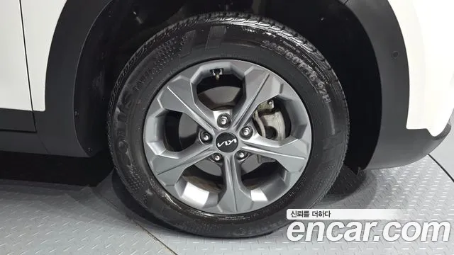 Kia Seltos Новый Seltos Бензин 2.0 2WD — Фото автомобиля 21