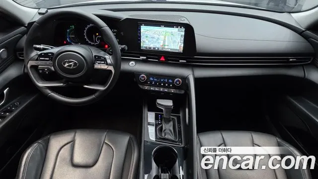 Hyundai Avante CN7 — Фото автомобиля 10