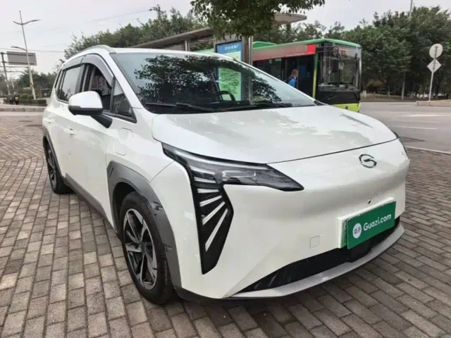 GAC Aion Y — Фото автомобиля 3