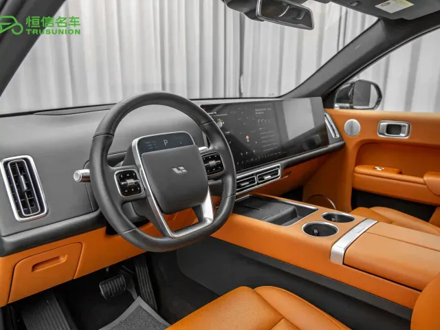 Li Auto L7 — Фото автомобиля 9