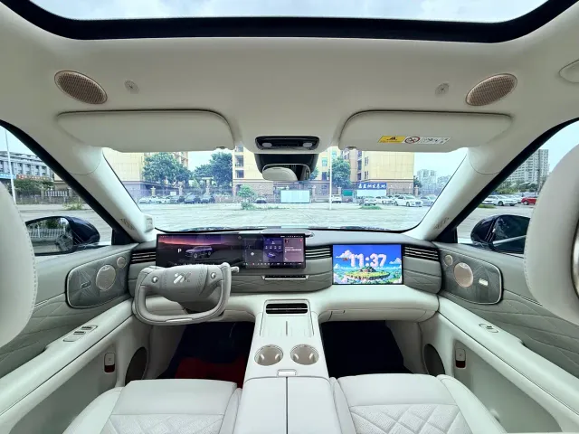 IM Motors LS9 — Фото автомобиля 8