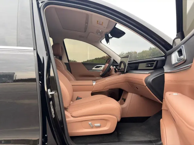 Wuling Starlight L — Фото автомобиля 16